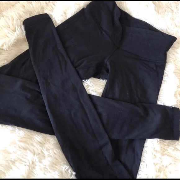 Black lululemon leggings - Picture 1 of 4